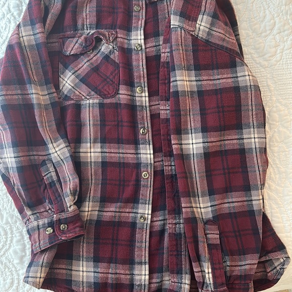 Dark pink flannel! - Picture 2 of 4
